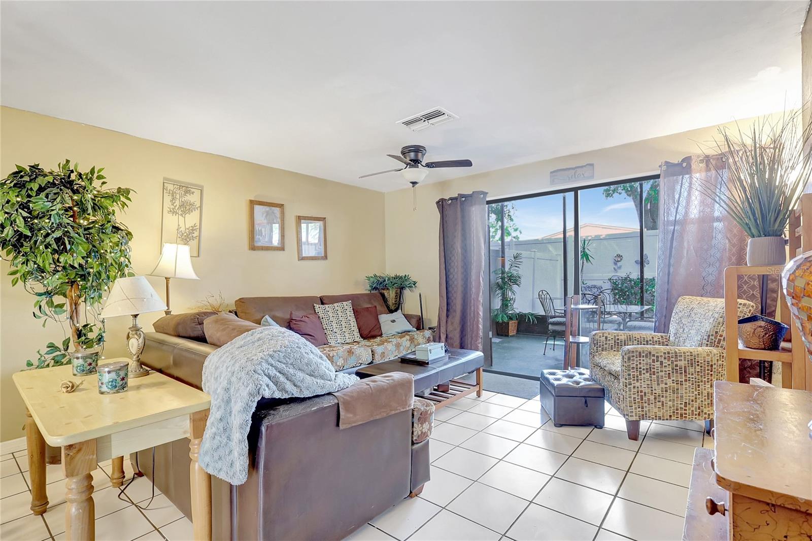 2811 S PINES DR #15, LARGO, FL, 33771