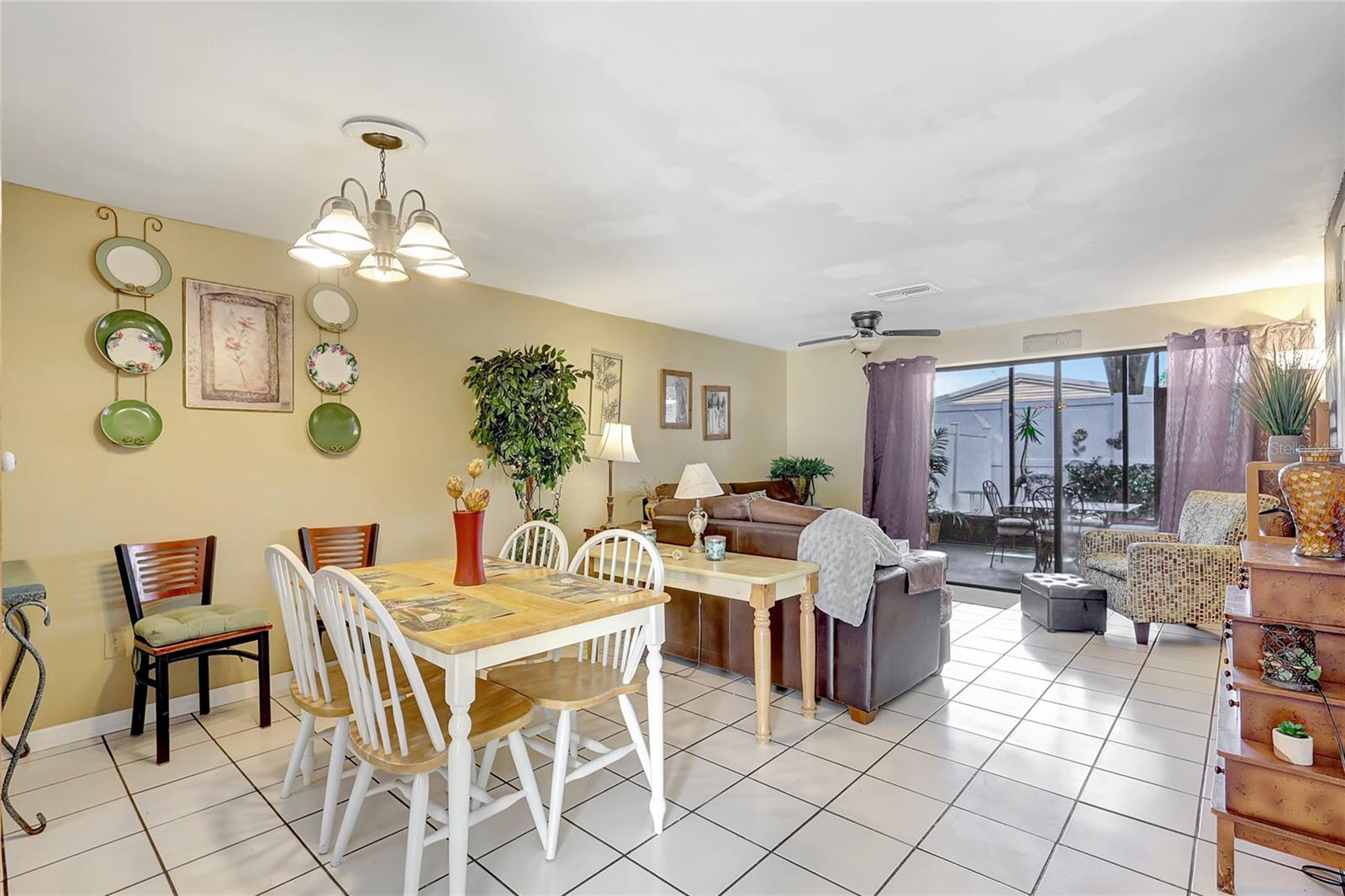 2811 S PINES DR #15, LARGO, FL, 33771