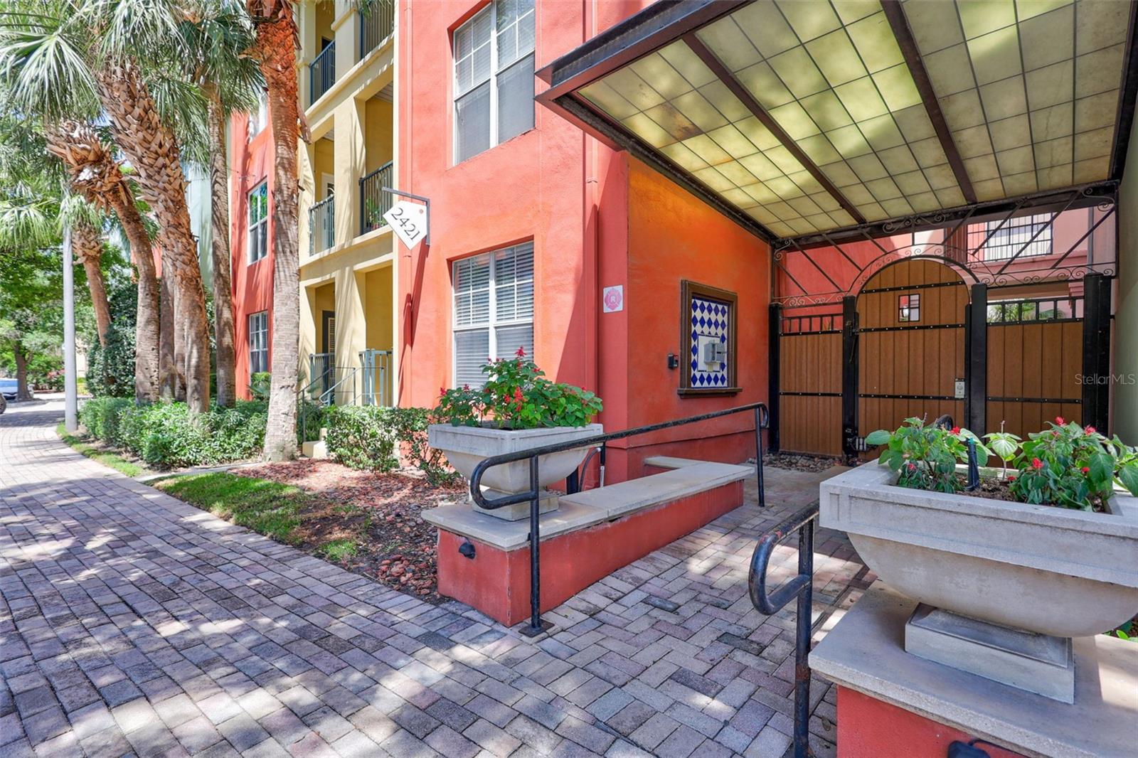 2411 W HORATIO ST #526, TAMPA, FL, 33609