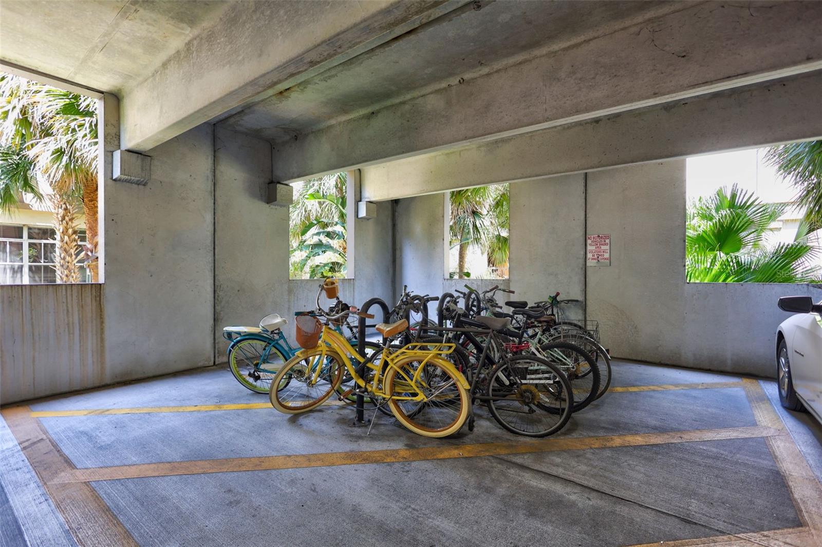 2411 W HORATIO ST #526, TAMPA, FL, 33609