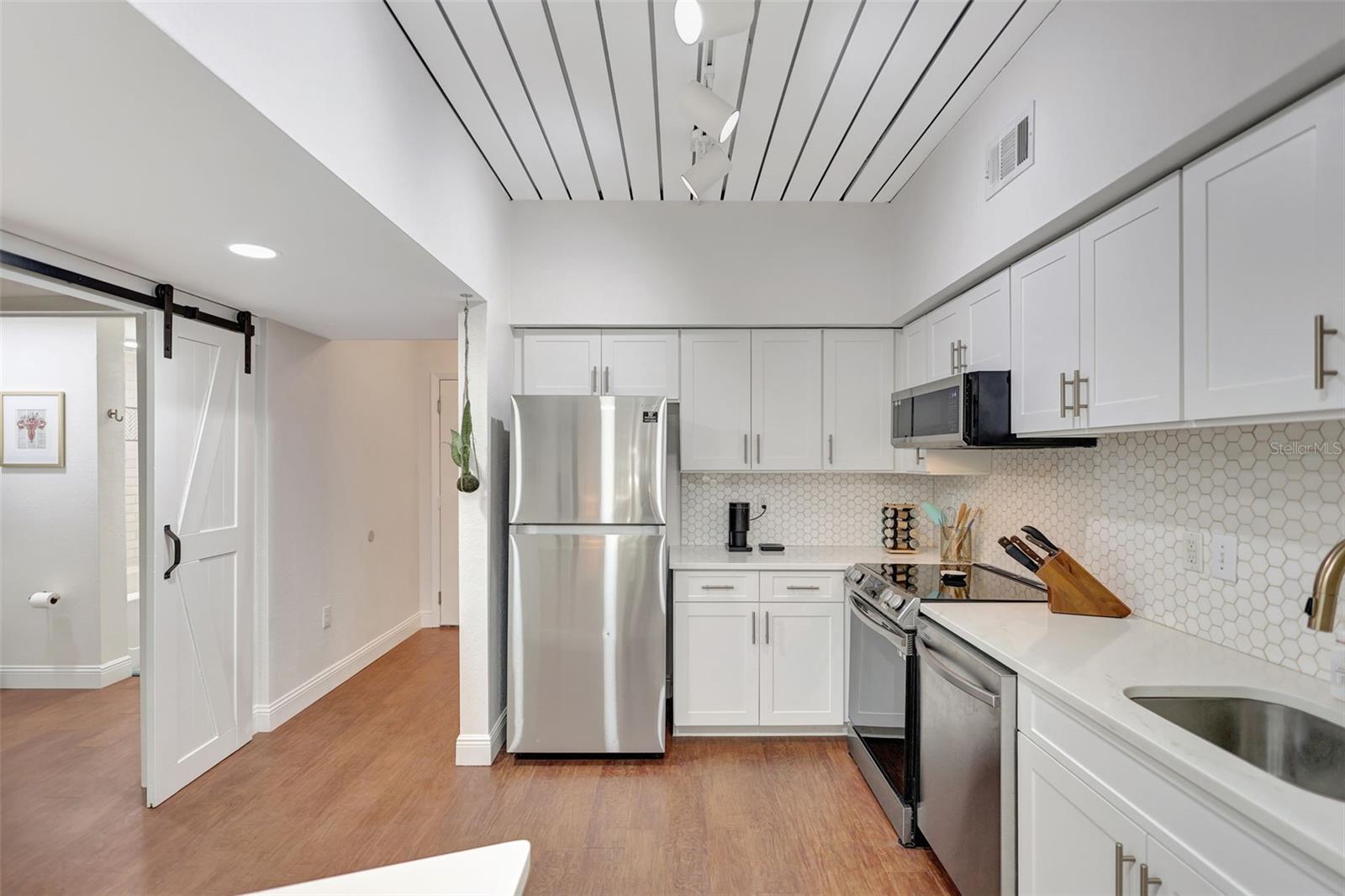 2411 W HORATIO ST #526, TAMPA, FL, 33609