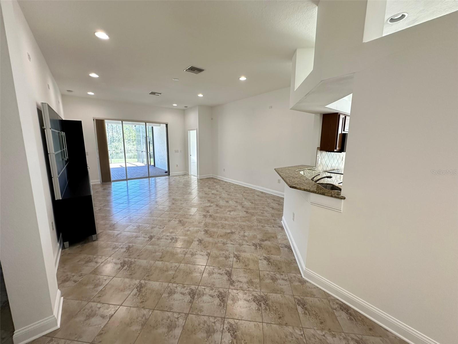 8120 TURKEY HILL CT, TAMPA, FL, 33647