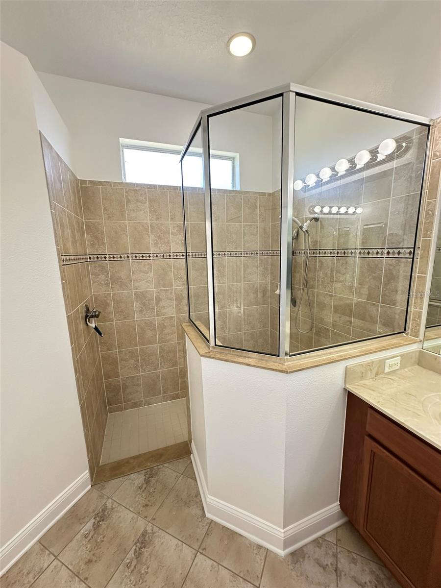 8120 TURKEY HILL CT, TAMPA, FL, 33647