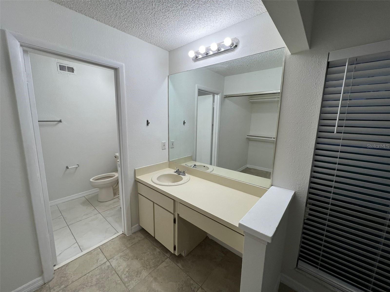 4372 MIDDLEBROOK RD #3, ORLANDO, FL, 32811