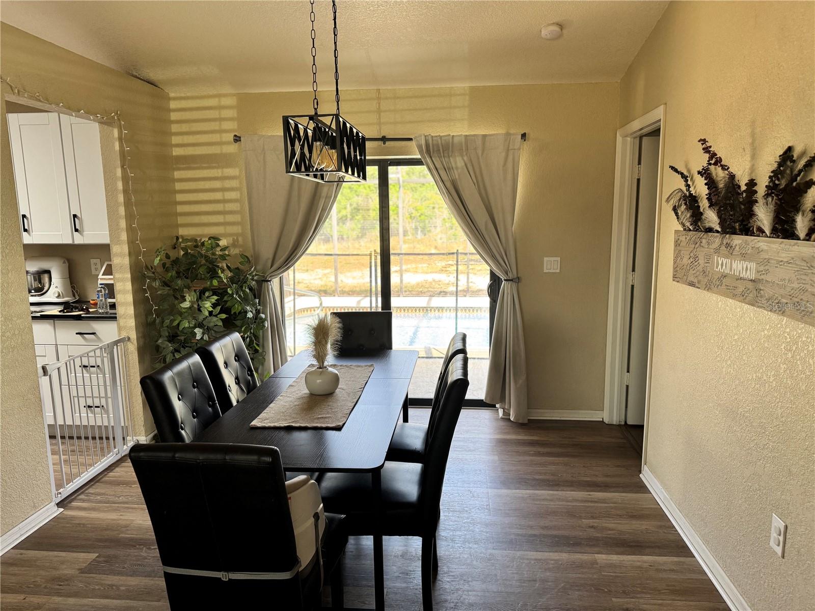 376 WATERSIDE ST, PORT CHARLOTTE, FL, 33954