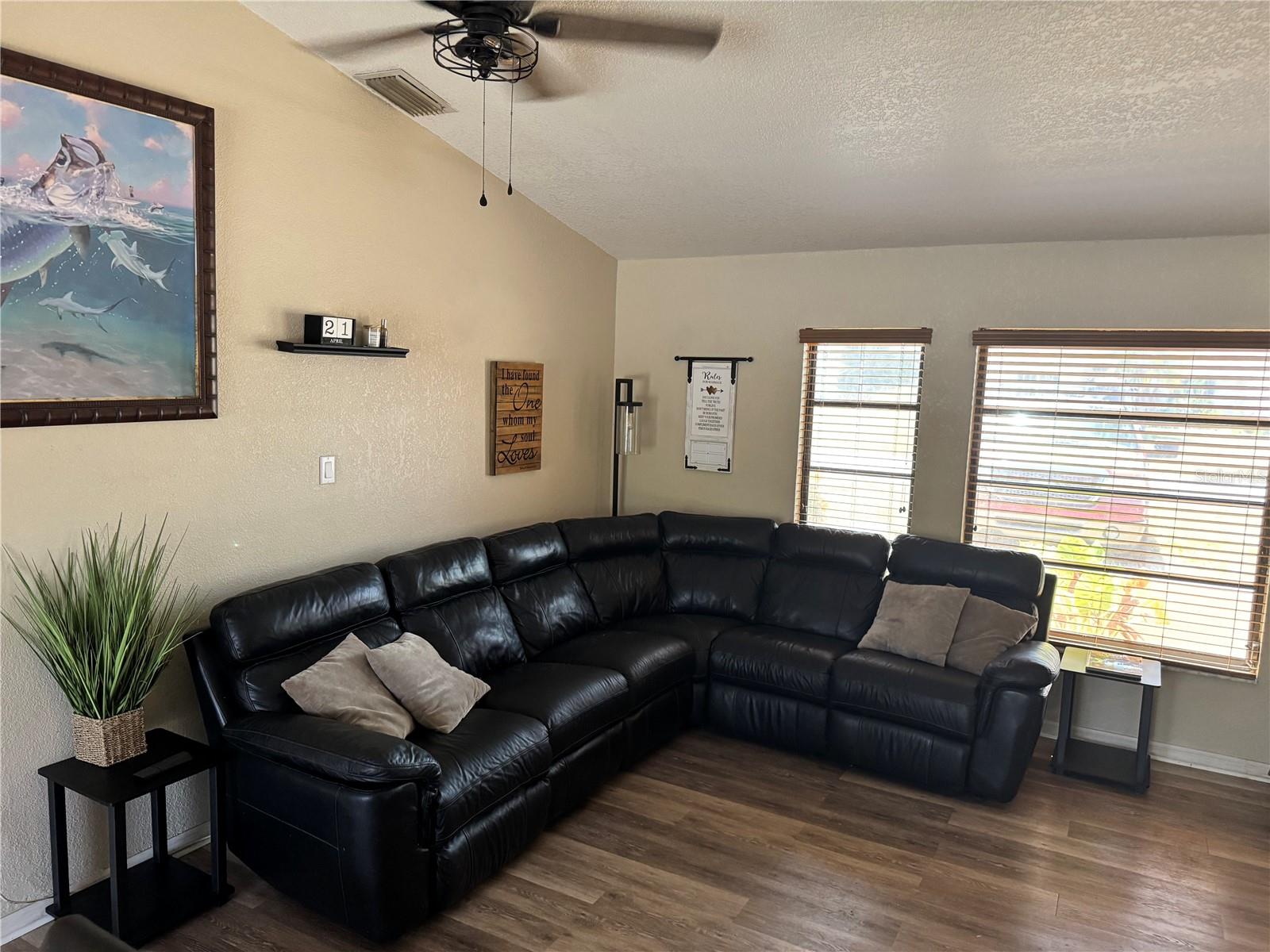 376 WATERSIDE ST, PORT CHARLOTTE, FL, 33954