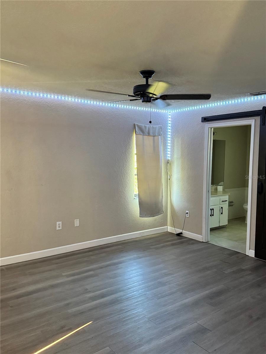 376 WATERSIDE ST, PORT CHARLOTTE, FL, 33954