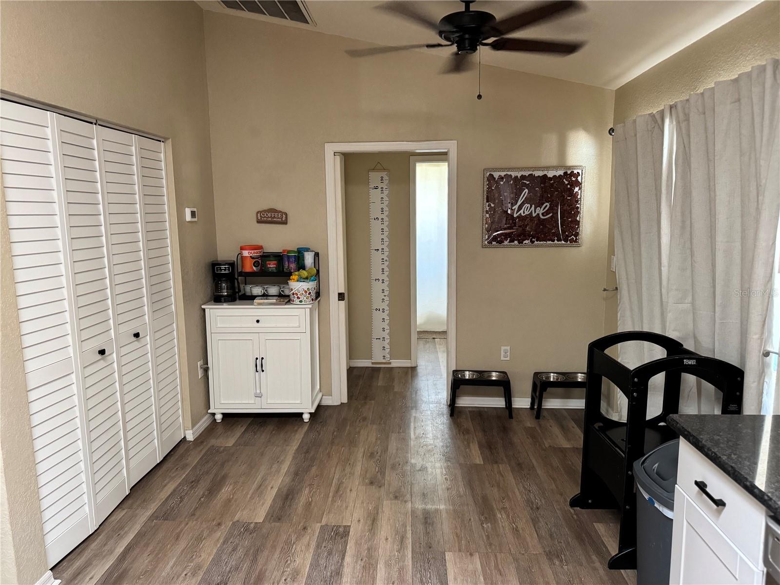 376 WATERSIDE ST, PORT CHARLOTTE, FL, 33954