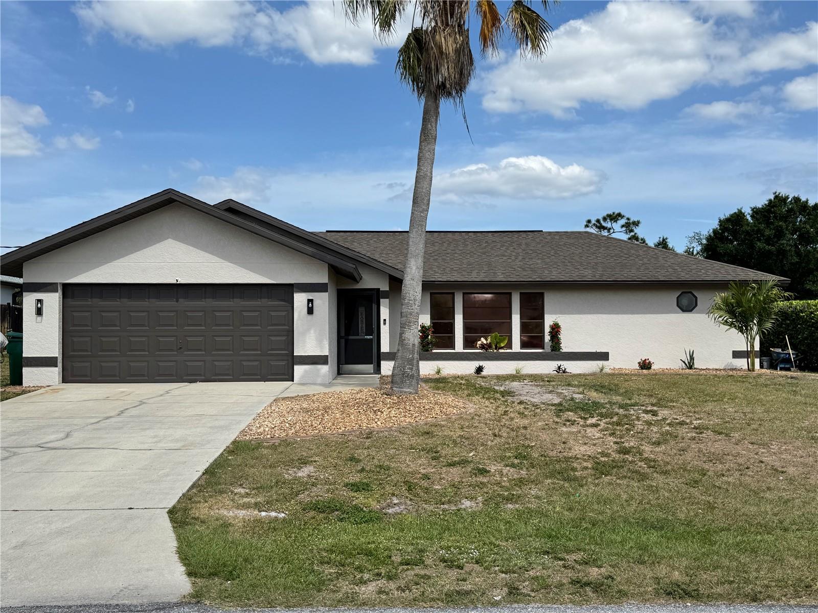 376 WATERSIDE ST, PORT CHARLOTTE, FL, 33954