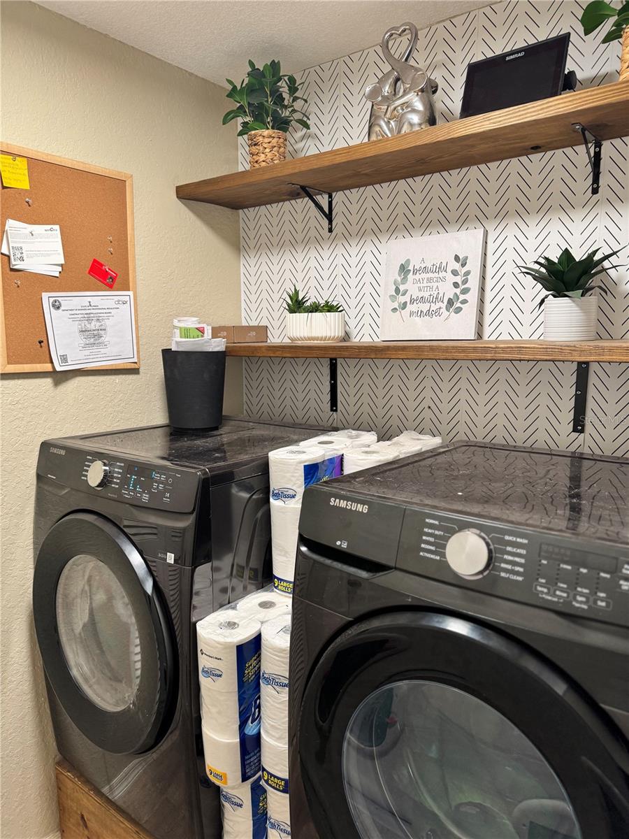 376 WATERSIDE ST, PORT CHARLOTTE, FL, 33954