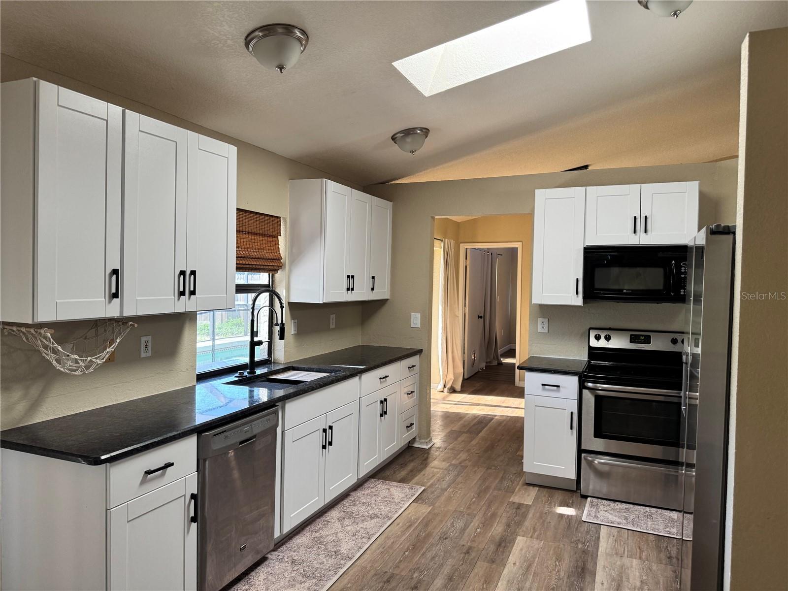 376 WATERSIDE ST, PORT CHARLOTTE, FL, 33954