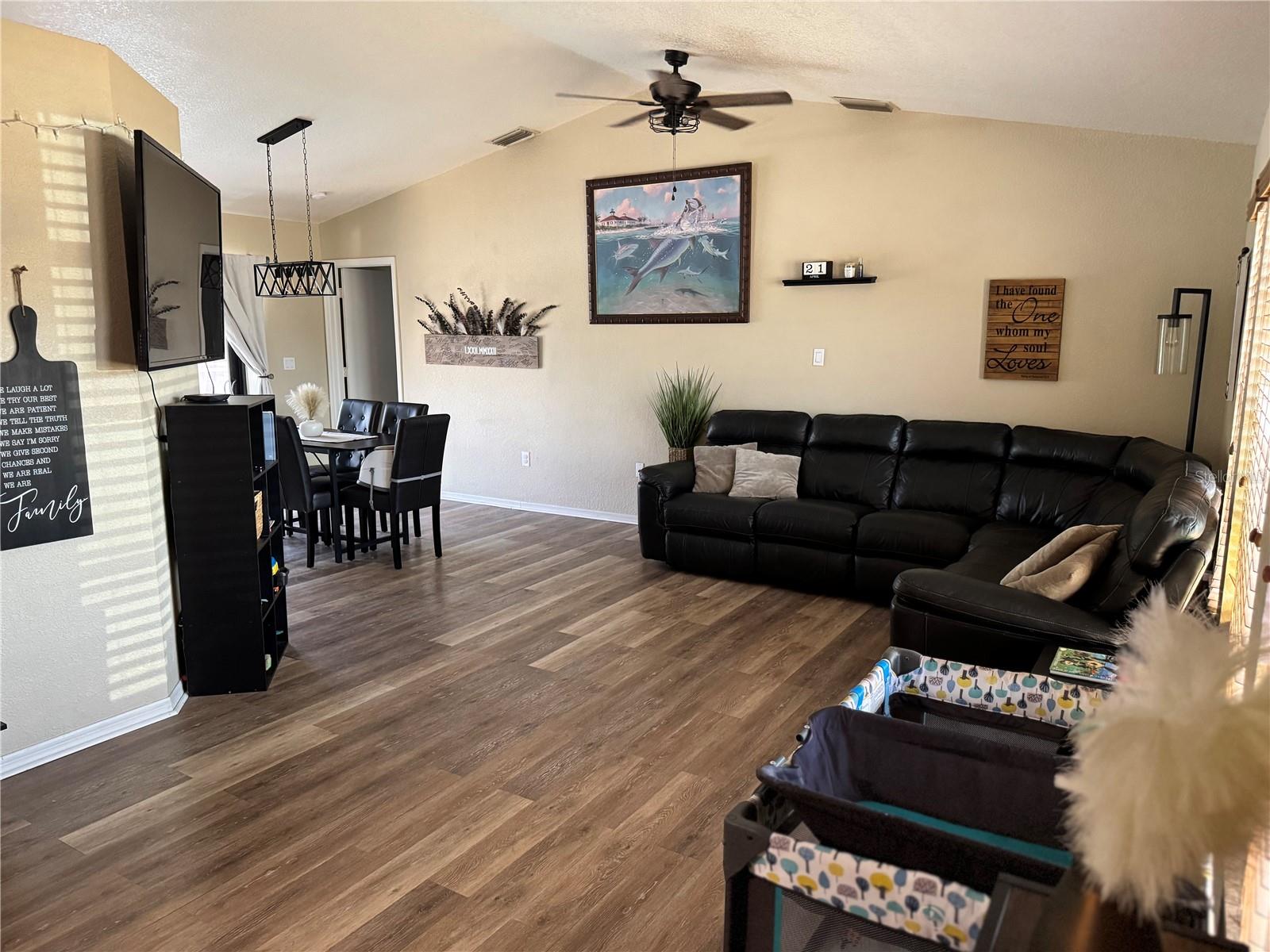 376 WATERSIDE ST, PORT CHARLOTTE, FL, 33954