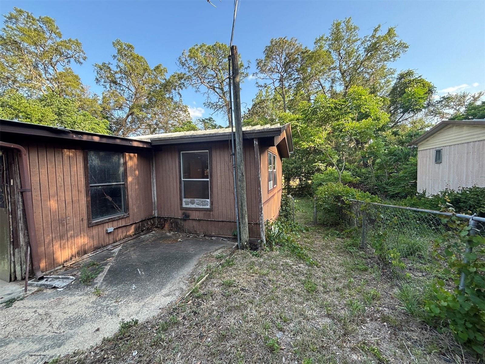 16890 E FORT KING ST, SILVER SPRINGS, FL, 34488