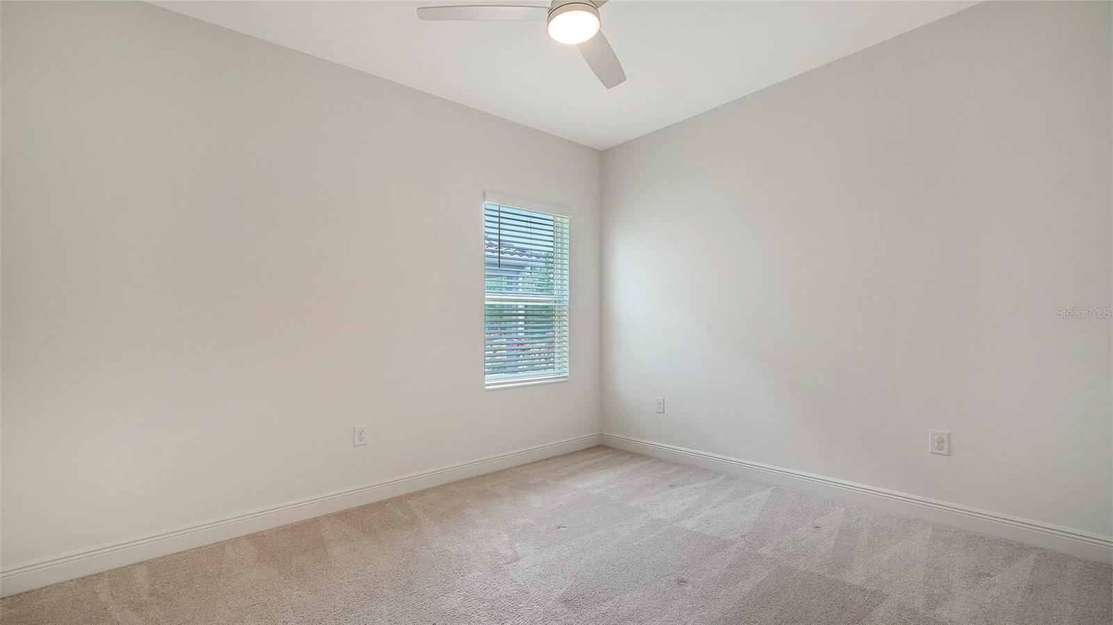 10105 CANAVERAL CIR, SARASOTA, FL, 34241