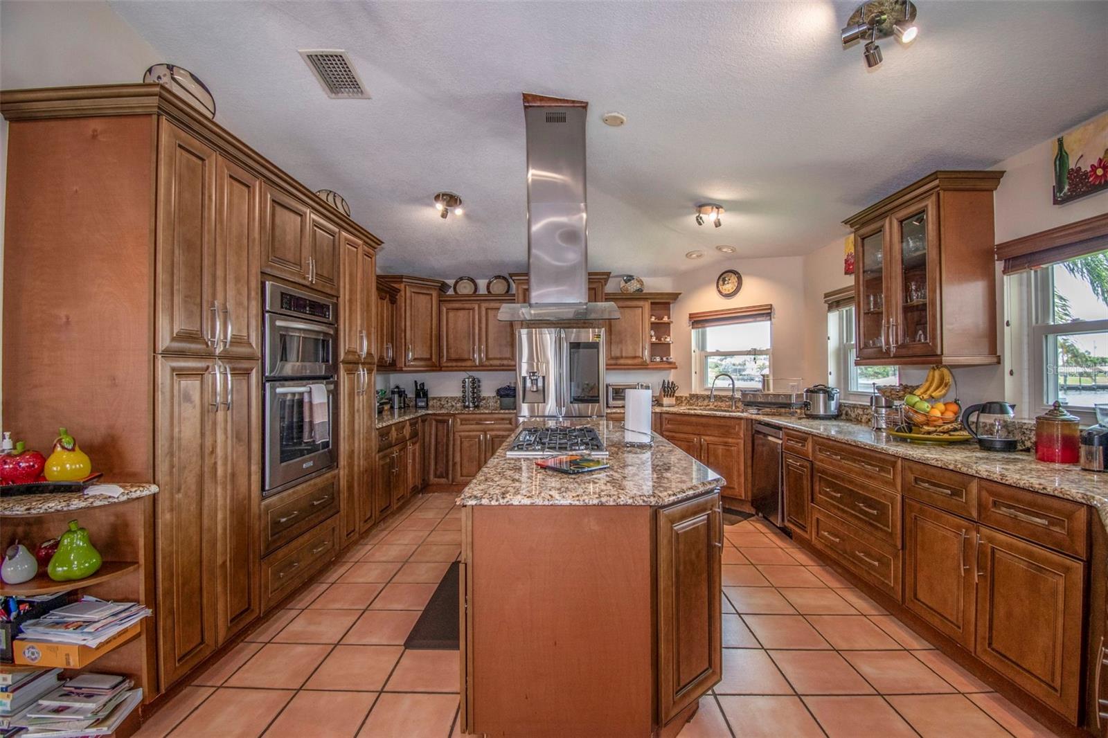 3528 SE 16 TH PL, CAPE CORAL, FL, 33904