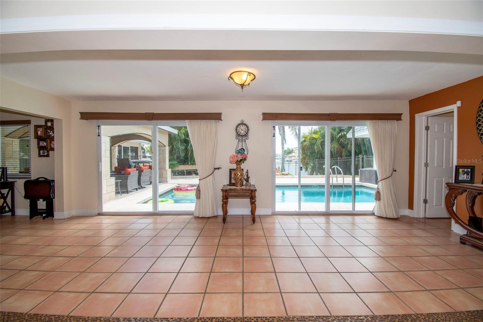 3528 SE 16 TH PL, CAPE CORAL, FL, 33904