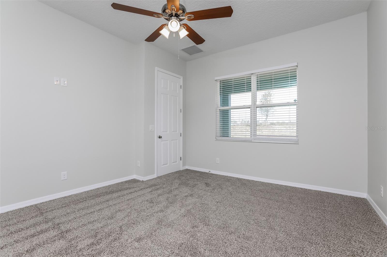 800 GRAND HILLTOP DR, APOPKA, FL, 32703