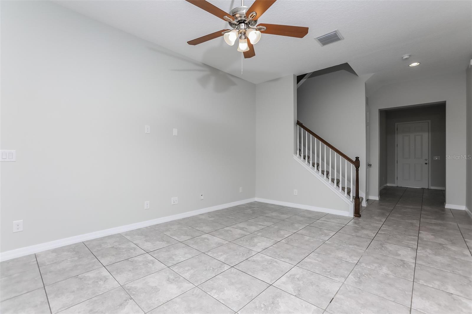 800 GRAND HILLTOP DR, APOPKA, FL, 32703