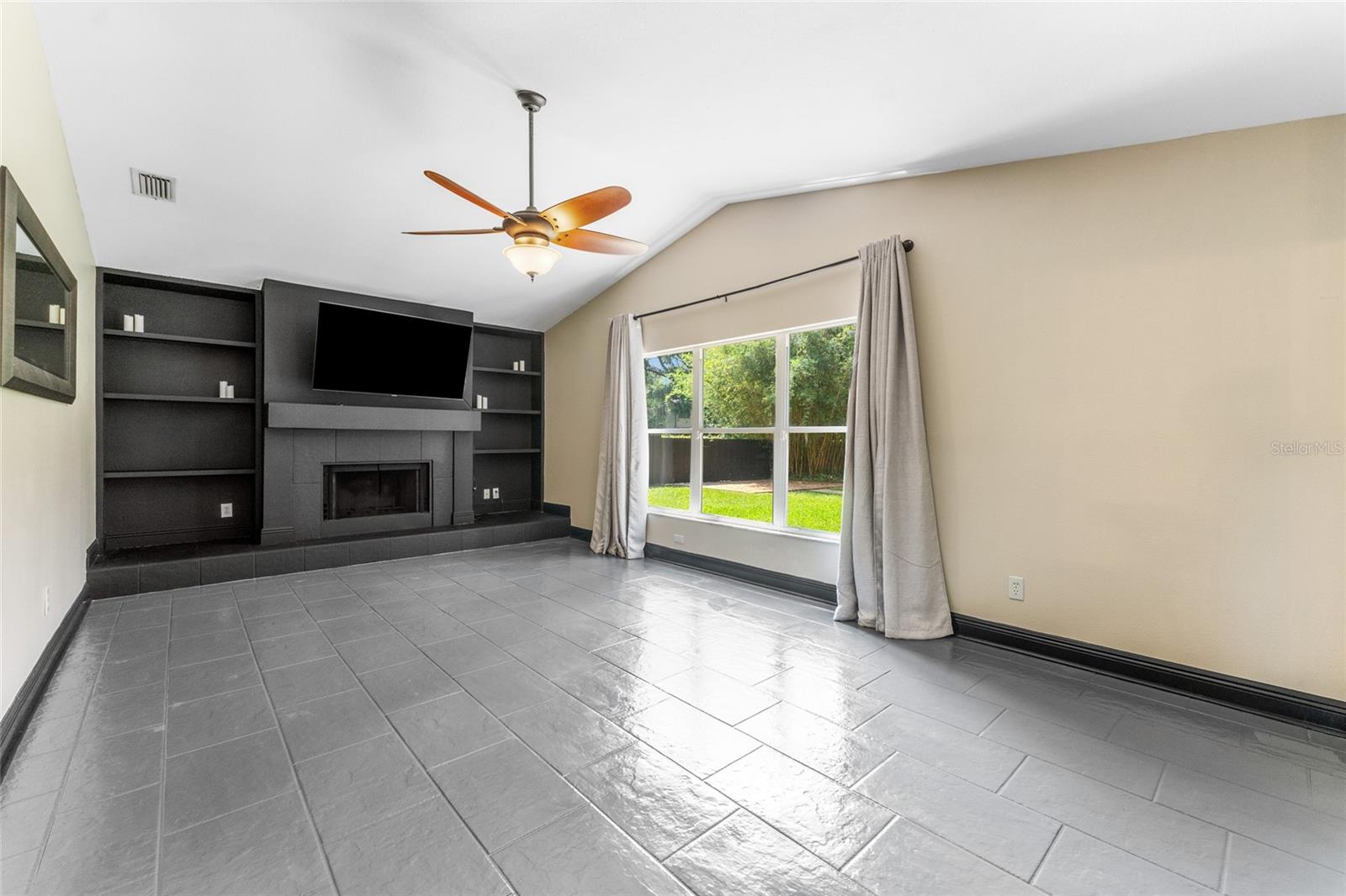 3710 BERGER RD, LUTZ, FL, 33548