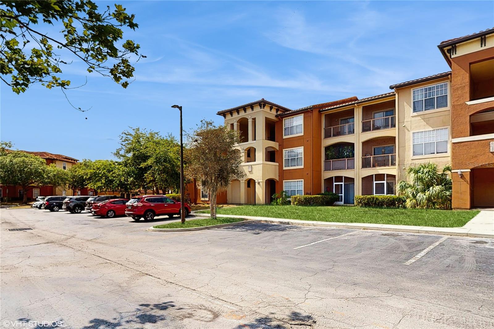 5512 METROWEST BLVD #203, ORLANDO, FL, 32811