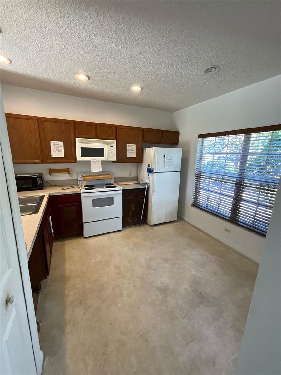 1183 CAMBOURNE DR, KISSIMMEE, FL, 34758