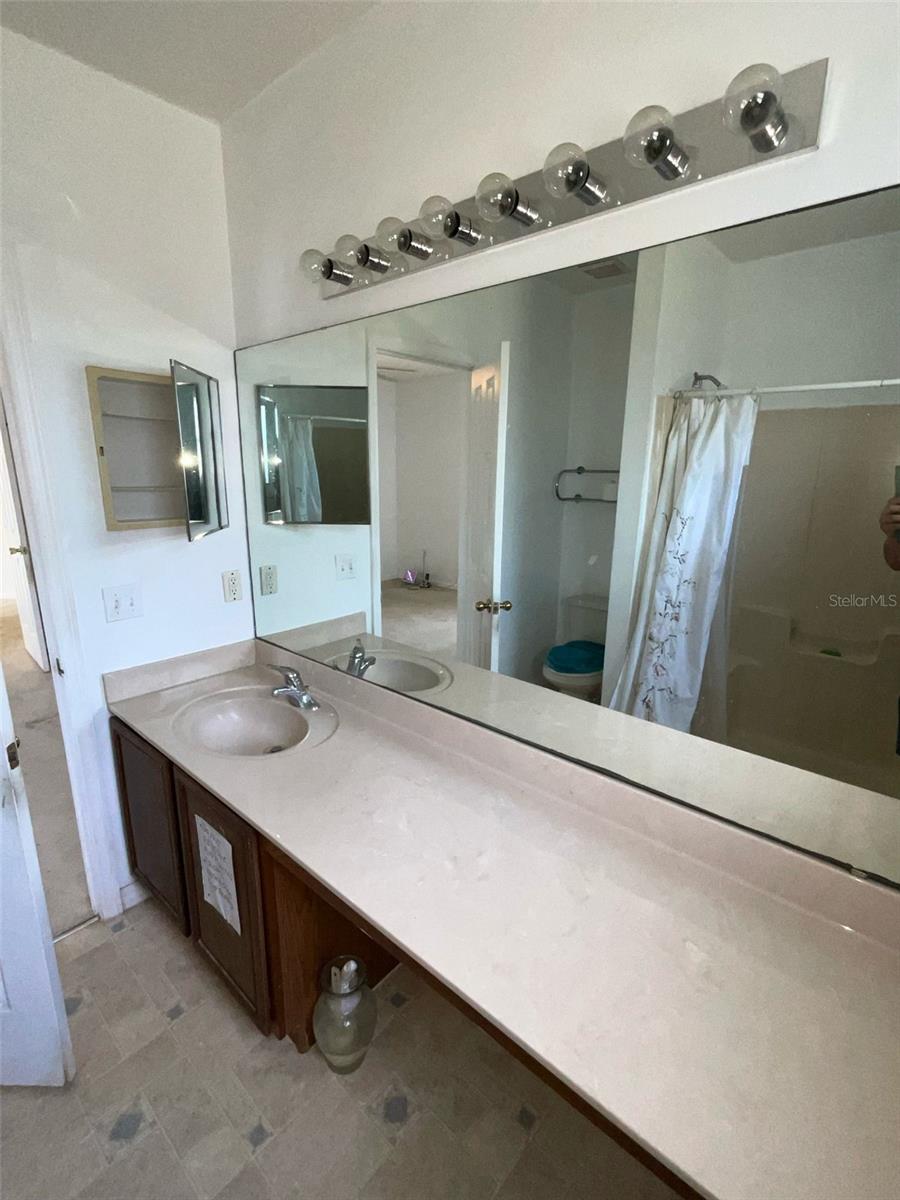 1183 CAMBOURNE DR, KISSIMMEE, FL, 34758