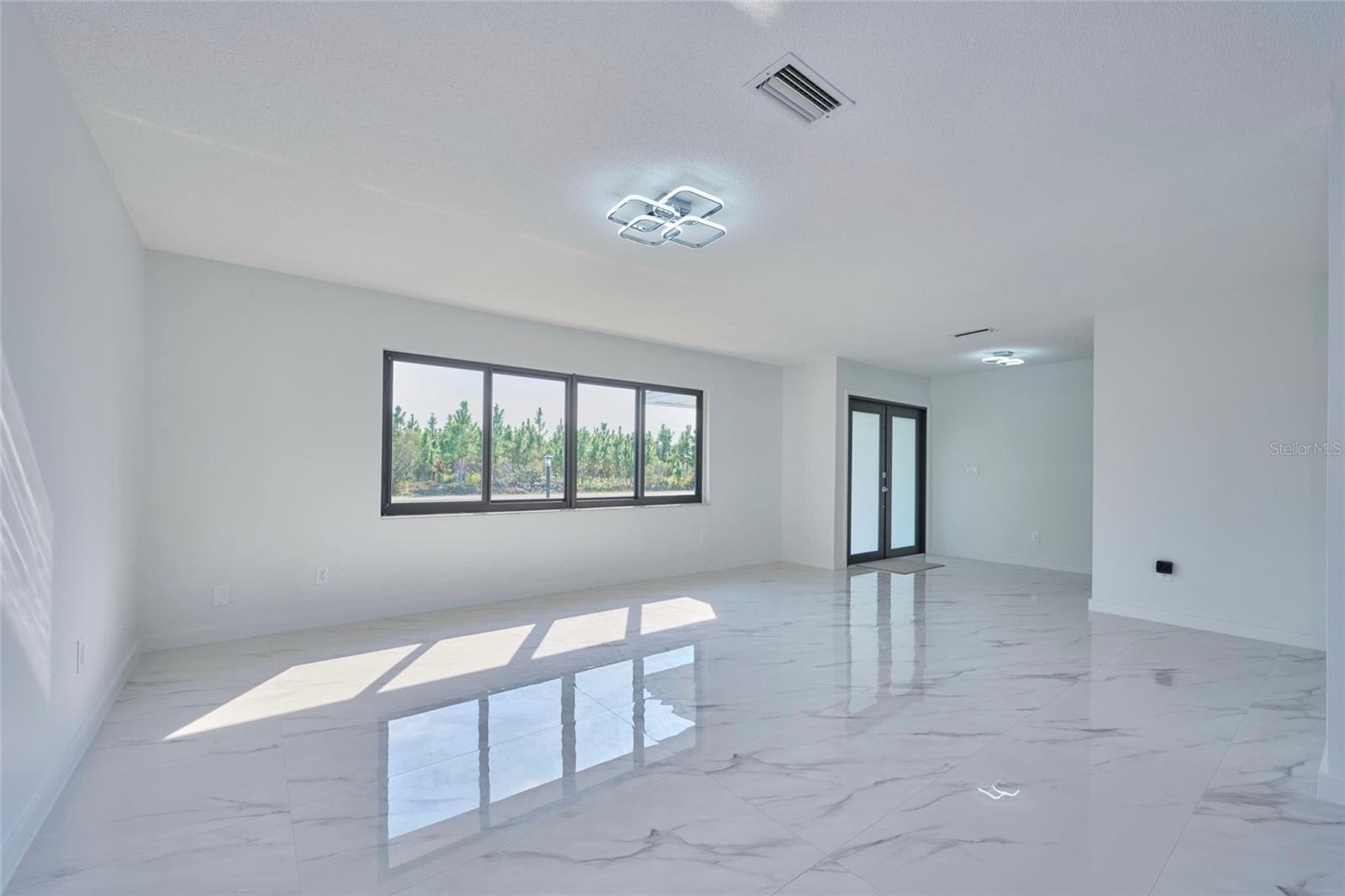 2310 LAGUNA DR, INDIAN LAKE ESTATES, FL, 33855