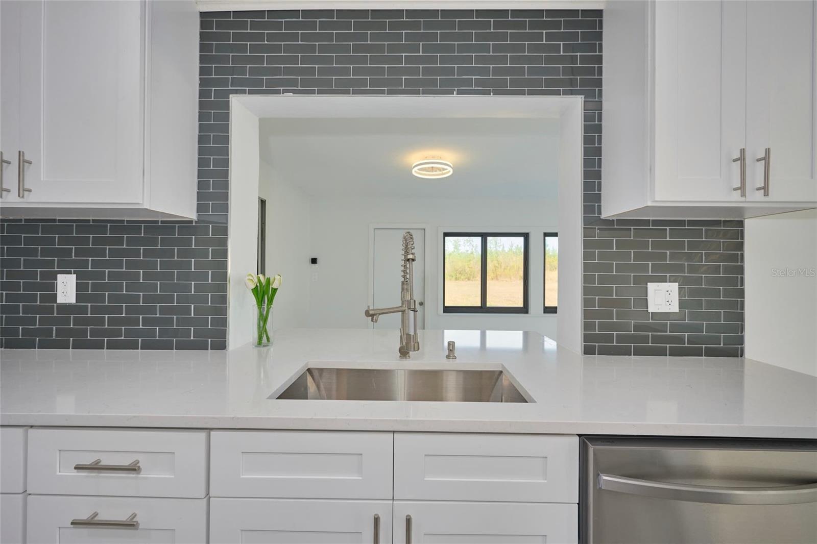 2310 LAGUNA DR, INDIAN LAKE ESTATES, FL, 33855