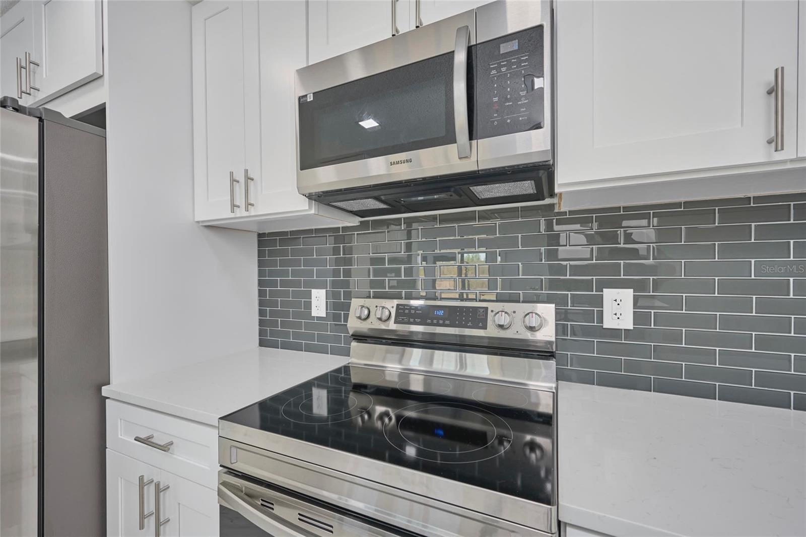 2310 LAGUNA DR, INDIAN LAKE ESTATES, FL, 33855