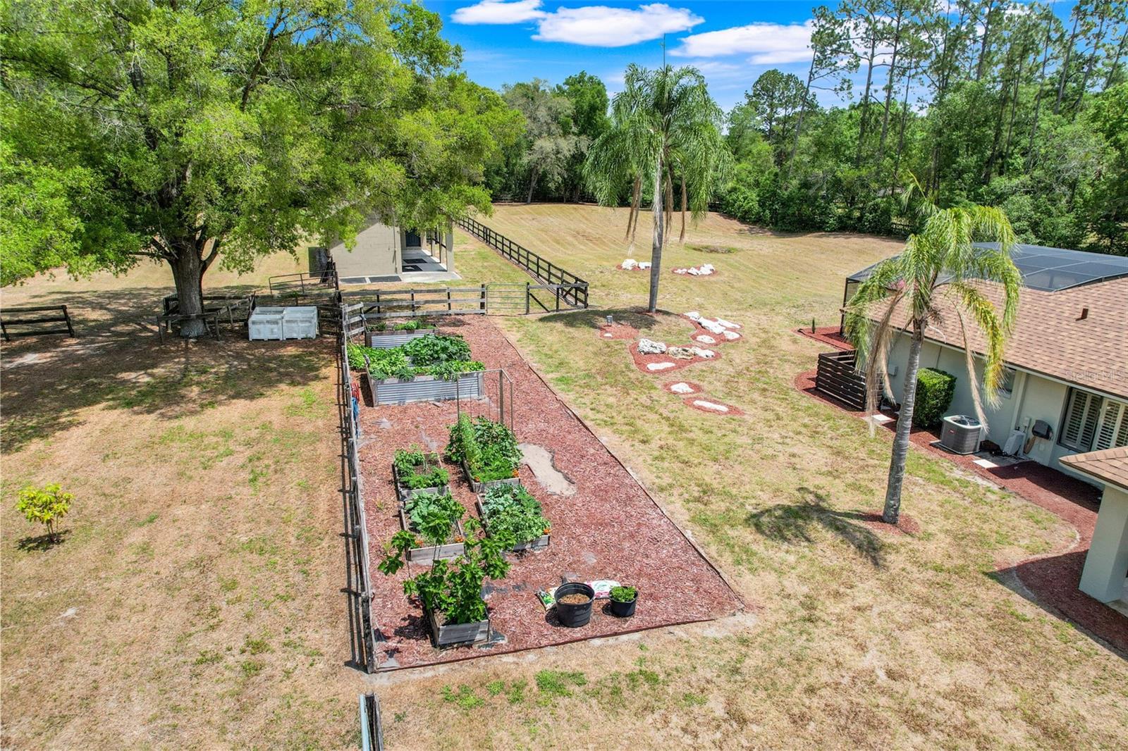 32510 WOLF BRANCH LN, SORRENTO, FL, 32776