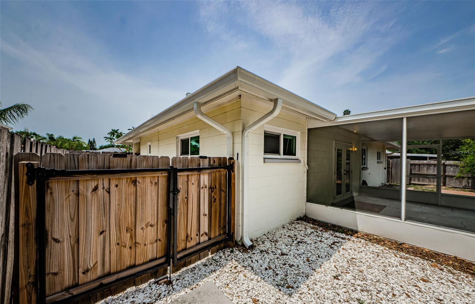 1615 STONEHAVEN WAY, TARPON SPRINGS, FL, 34689