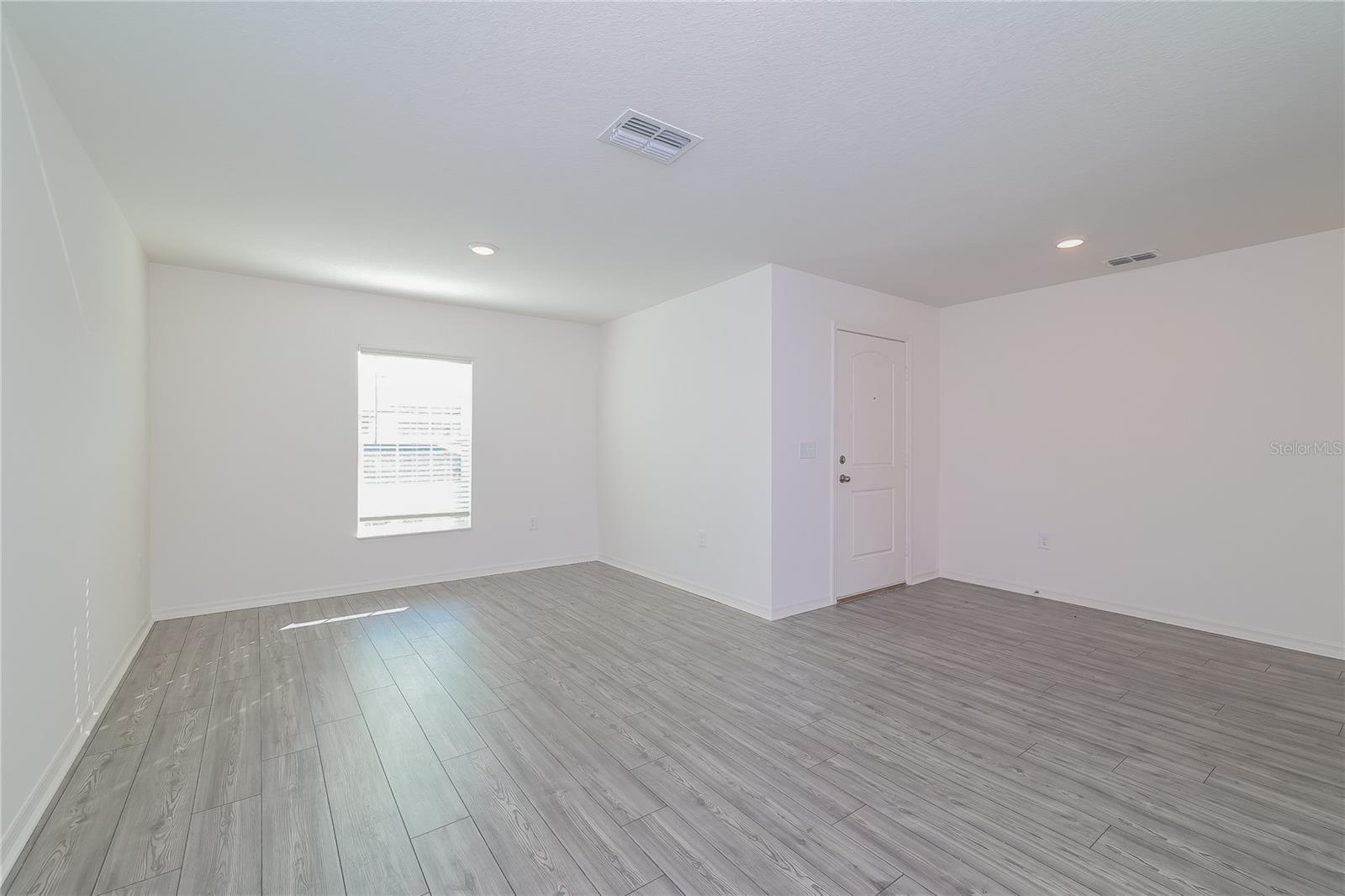 1631 SWAN LAKE CIR, DUNDEE, FL, 33838