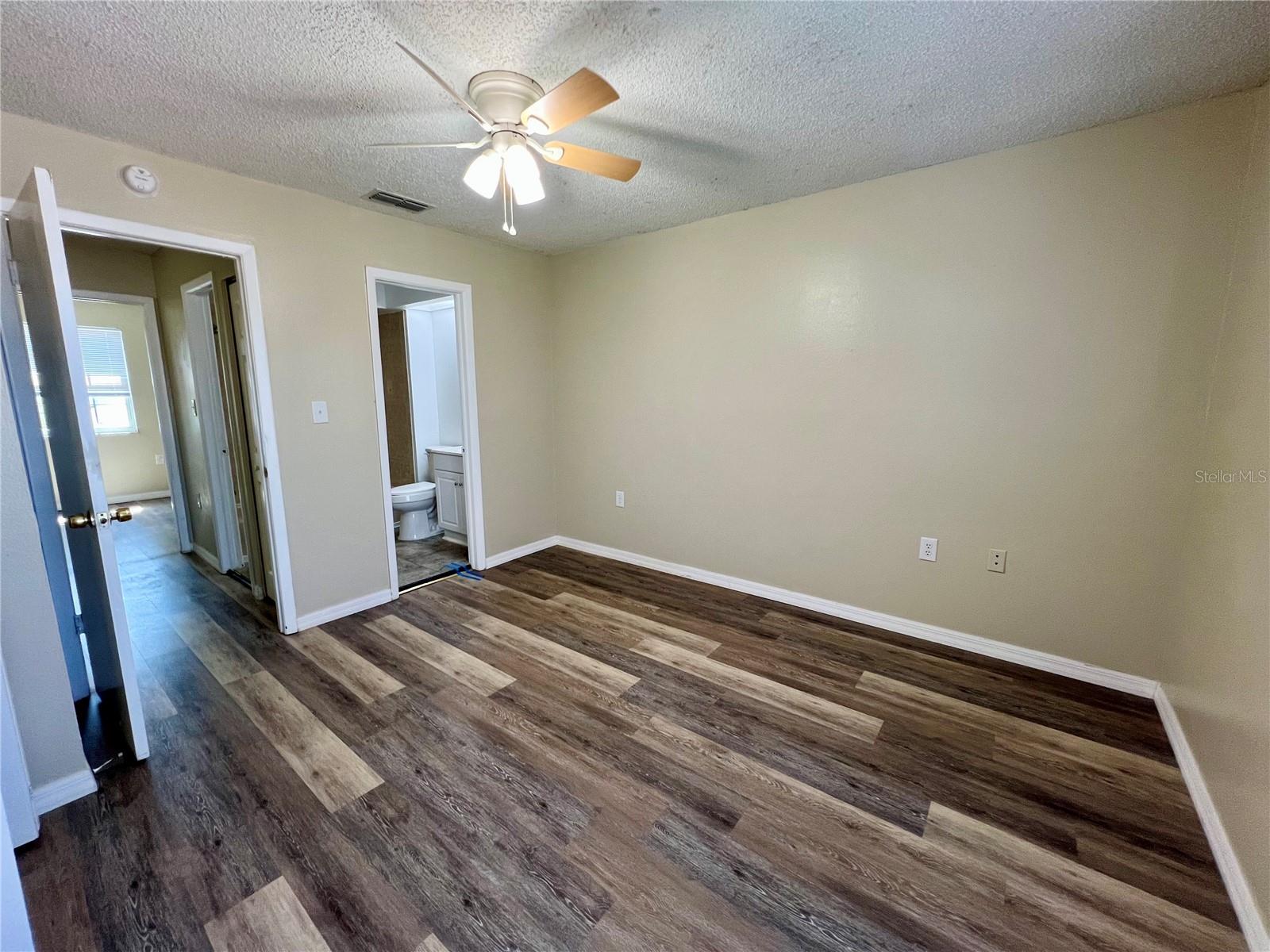 6256 OAK CLUSTER CIR, TAMPA, FL, 33634