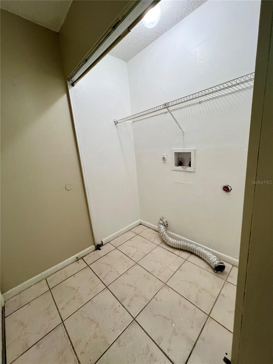 6256 OAK CLUSTER CIR, TAMPA, FL, 33634