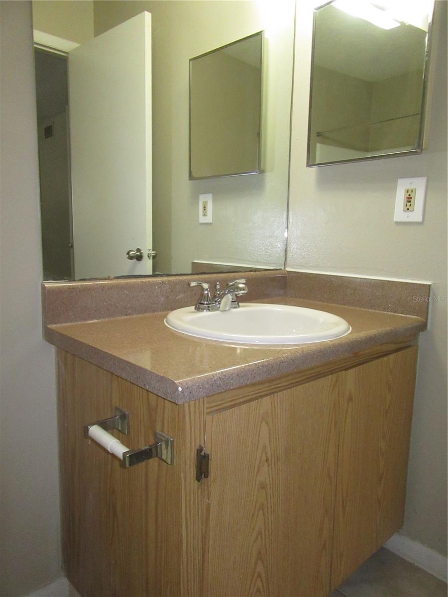 13289 ARBOR POINTE CIR #201, TAMPA, FL, 33617