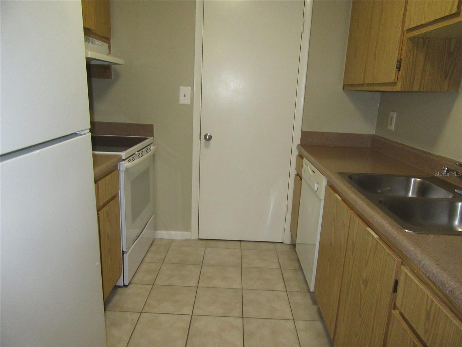 13289 ARBOR POINTE CIR #201, TAMPA, FL, 33617