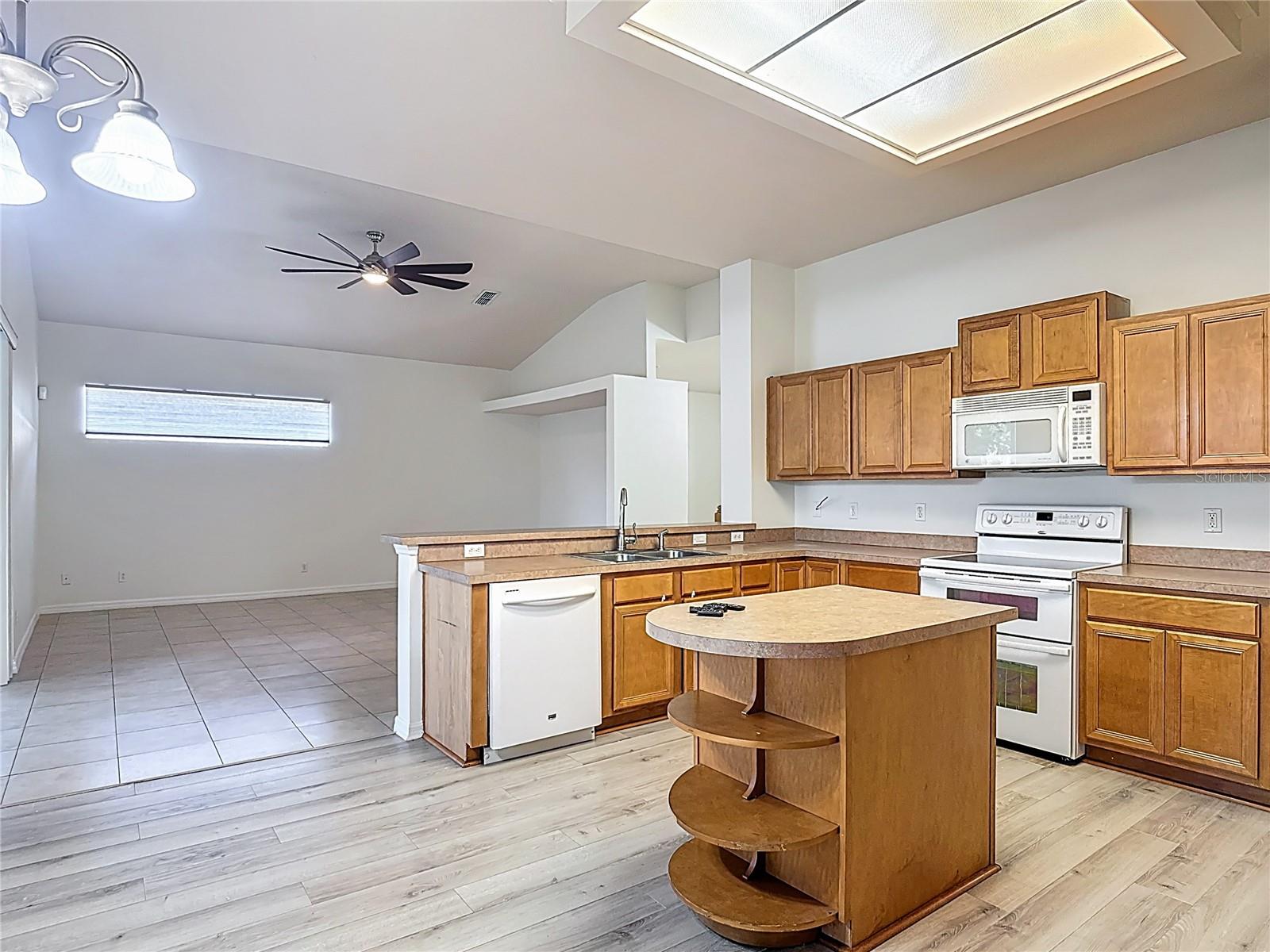 4908 CAPE HATTERAS DR, CLERMONT, FL, 34714