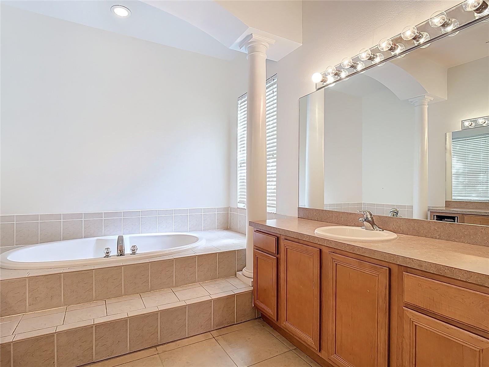 4908 CAPE HATTERAS DR, CLERMONT, FL, 34714