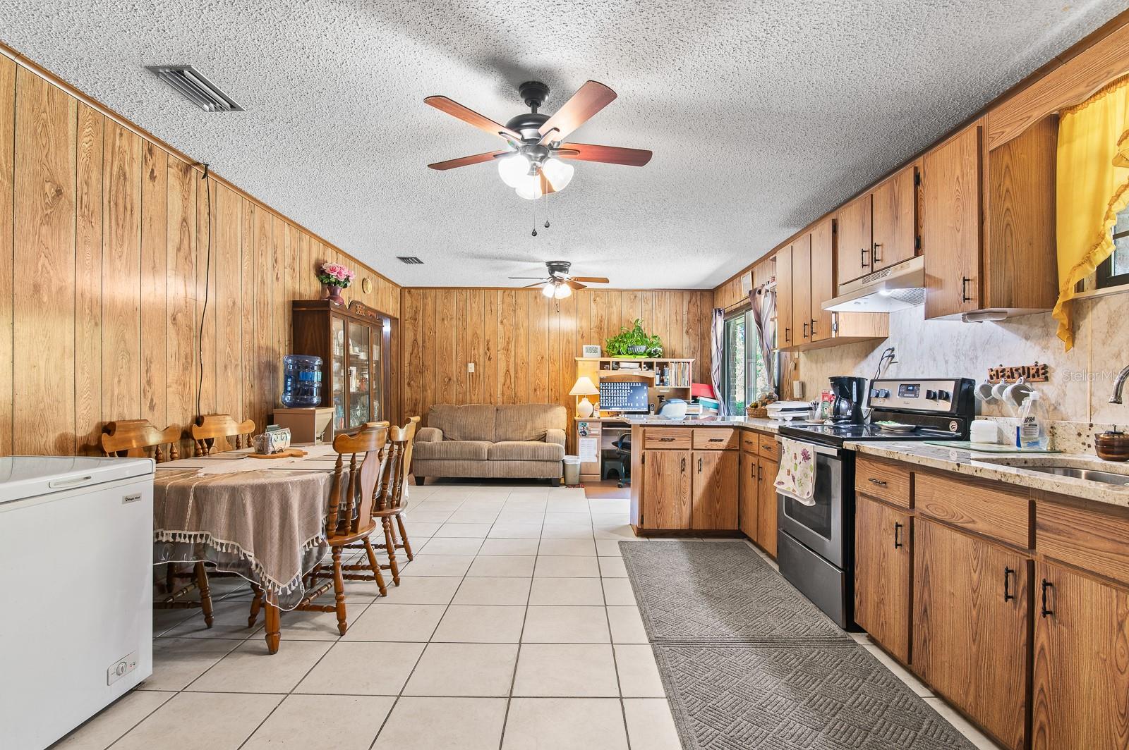 1231 SE OLD BELLAMY RD, HIGH SPRINGS, FL, 32643