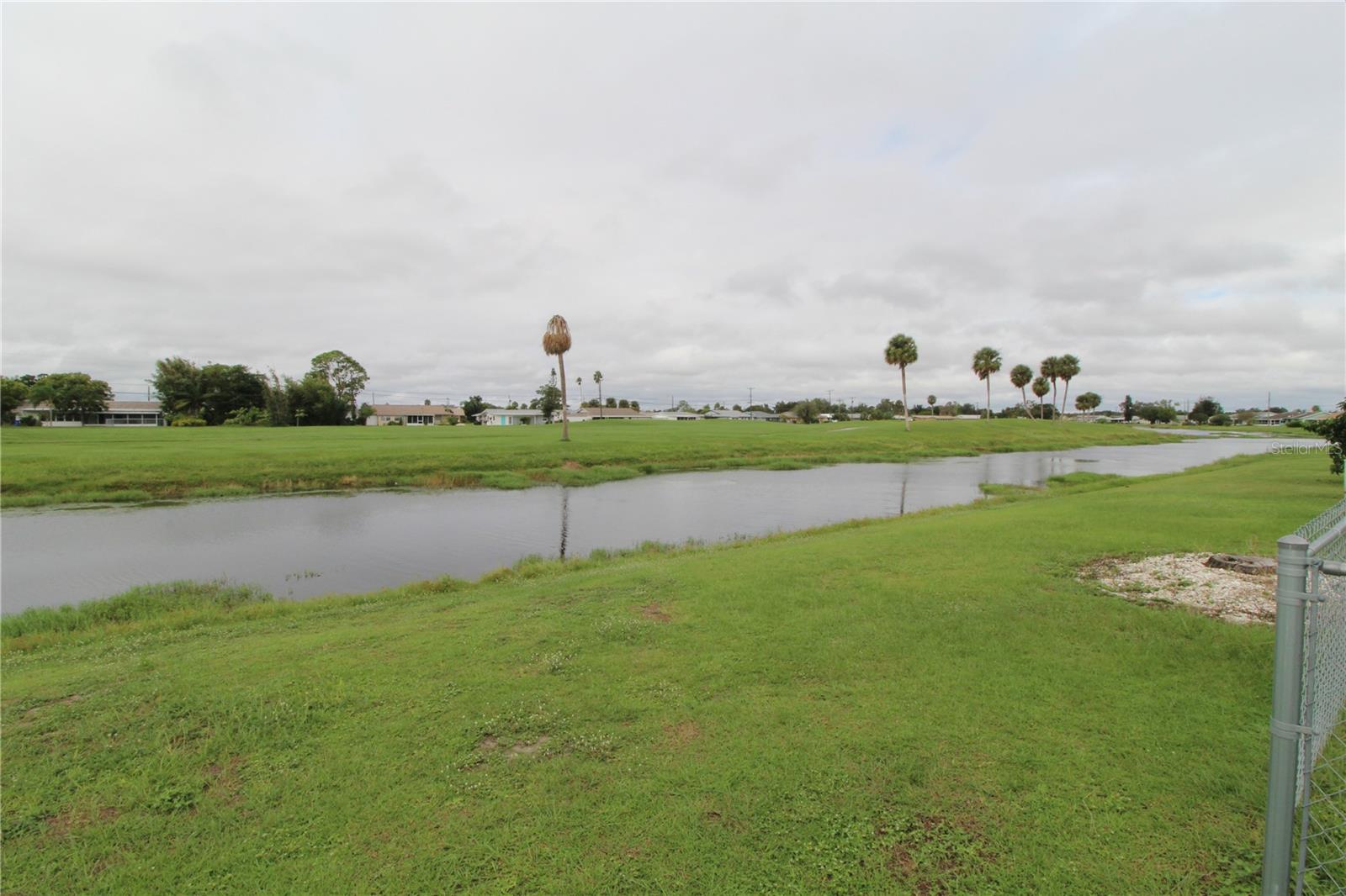 1104 DESERT HILLS DR, SUN CITY CENTER, FL, 33573