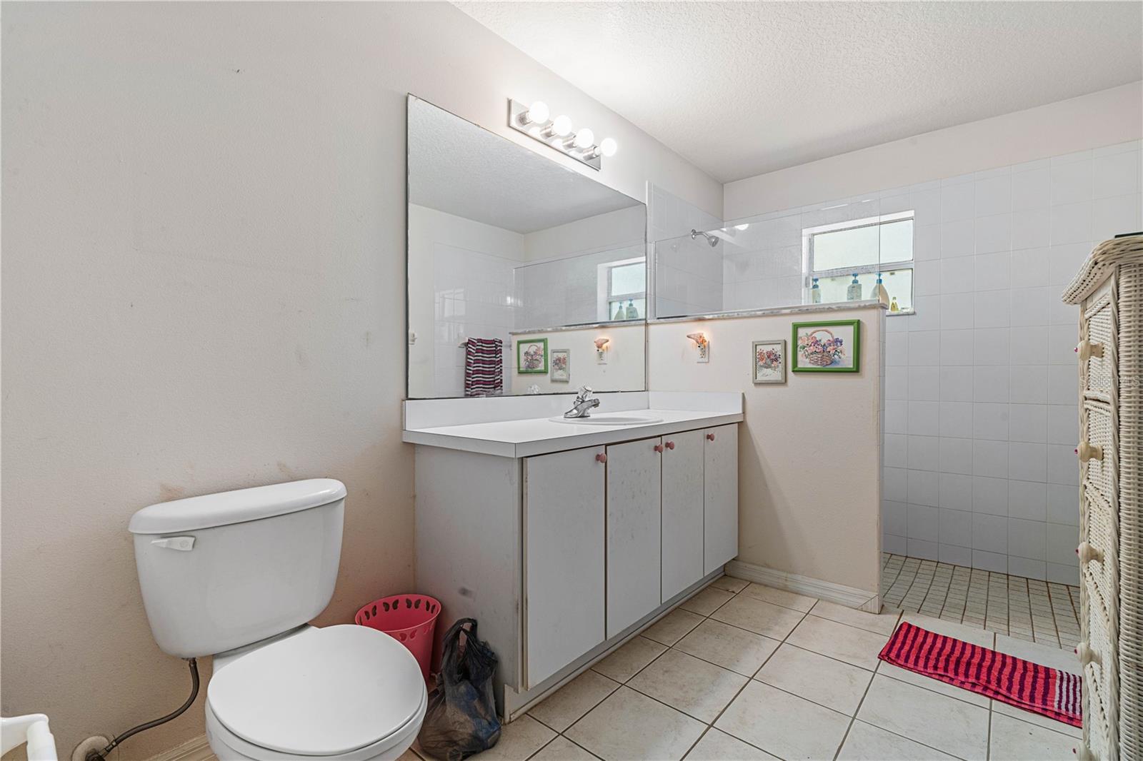 138 PINE GROVE DR, PALM COAST, FL, 32164