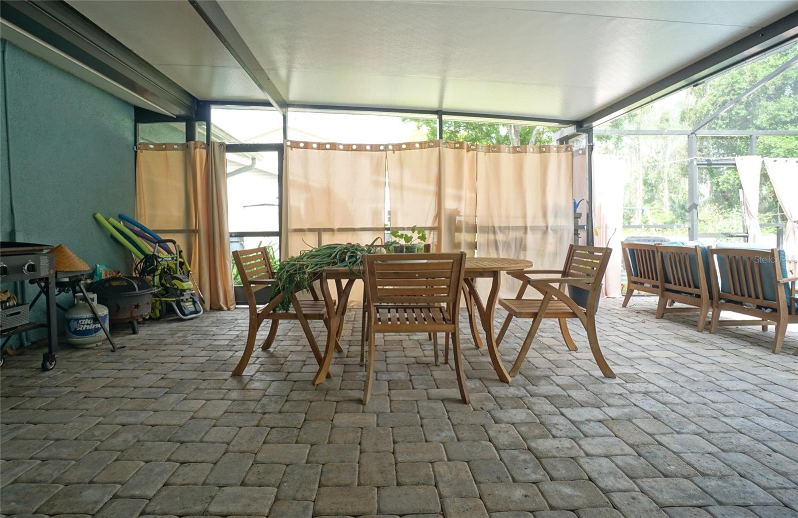 3131 W PARIS ST, TAMPA, FL, 33614