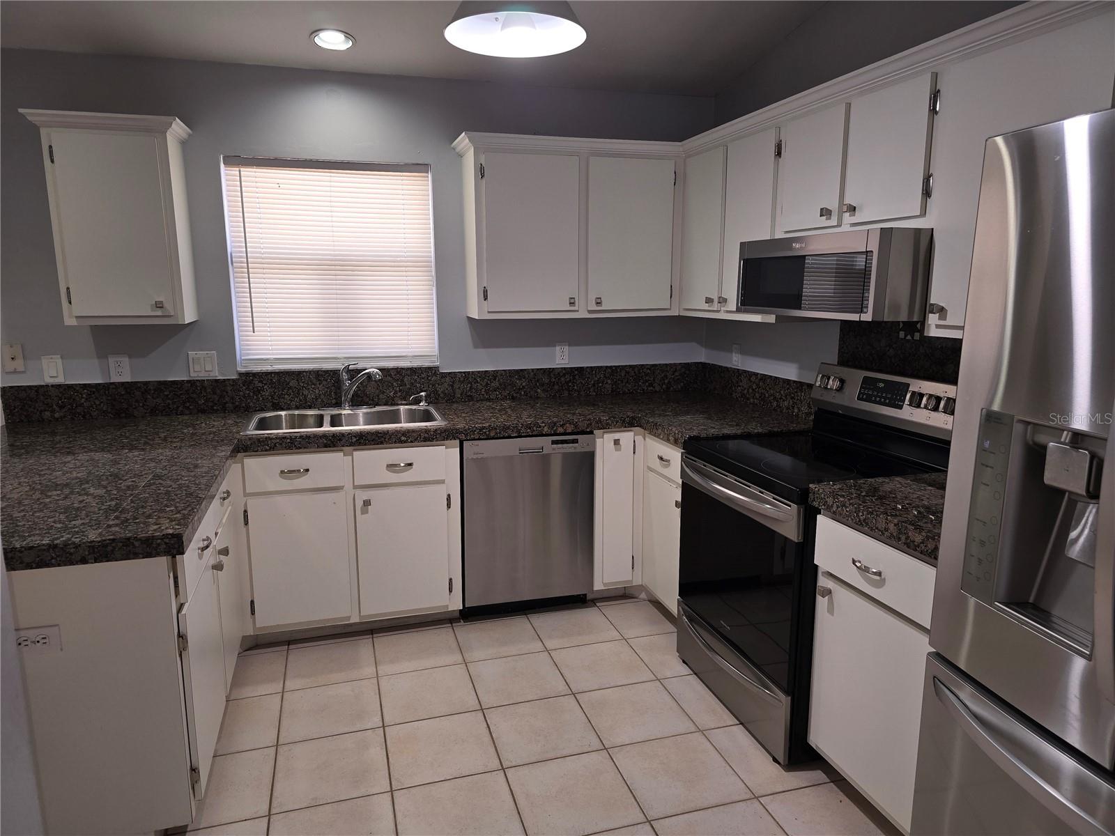 421 TROPICANA PKWY E, CAPE CORAL, FL, 33909