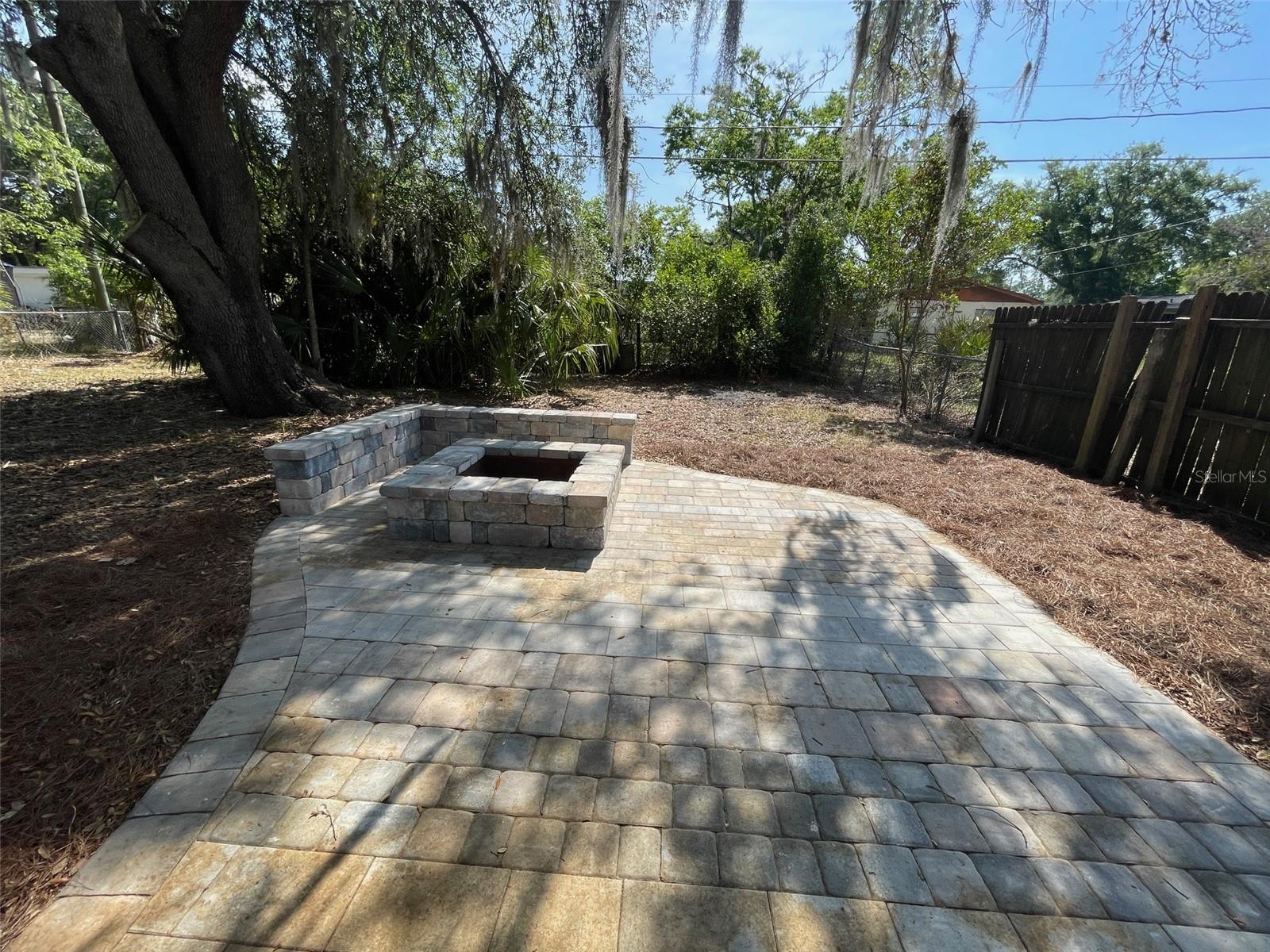 1045 SE 18TH TER, GAINESVILLE, FL, 32641