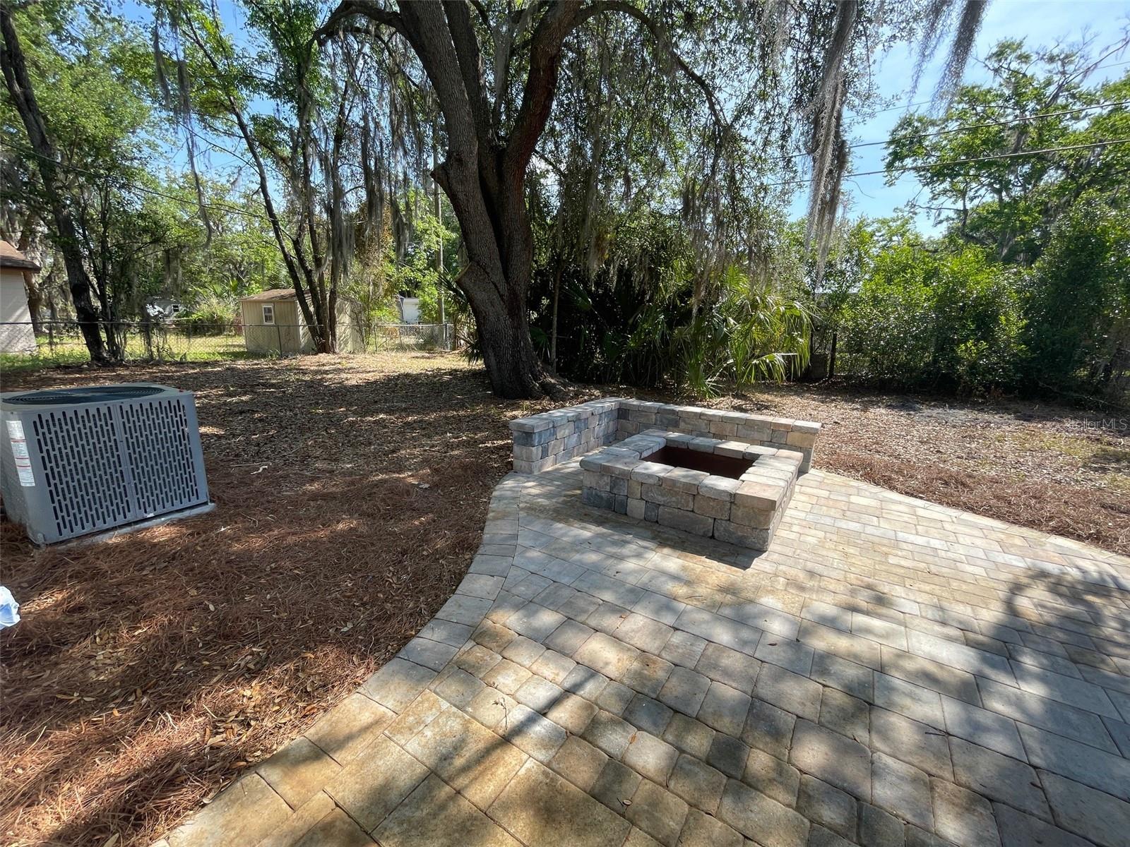 1045 SE 18TH TER, GAINESVILLE, FL, 32641