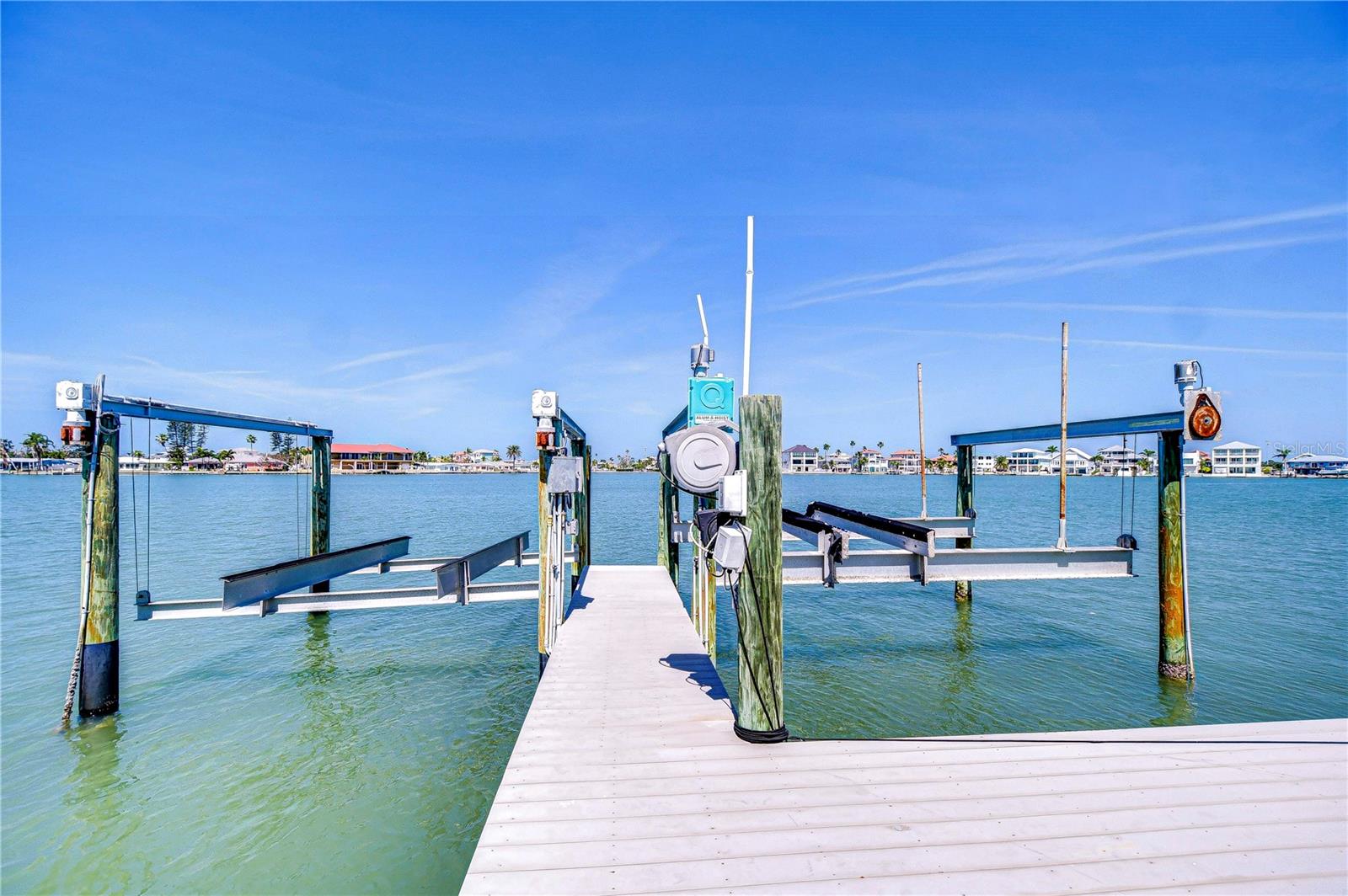 568 CRYSTAL DR, MADEIRA BEACH, FL, 33708