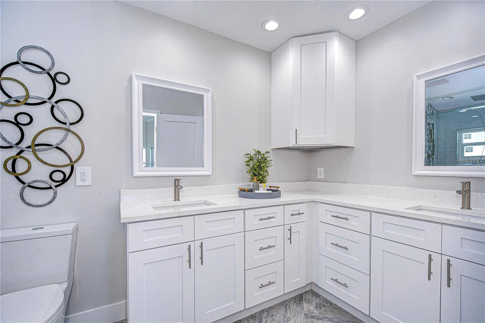 568 CRYSTAL DR, MADEIRA BEACH, FL, 33708