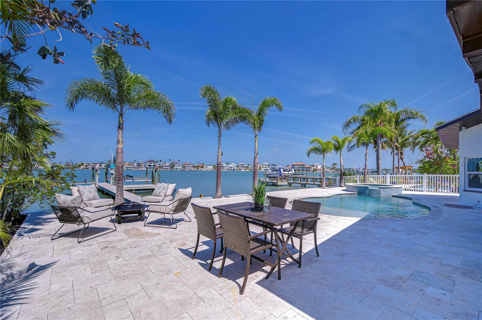 568 CRYSTAL DR, MADEIRA BEACH, FL, 33708