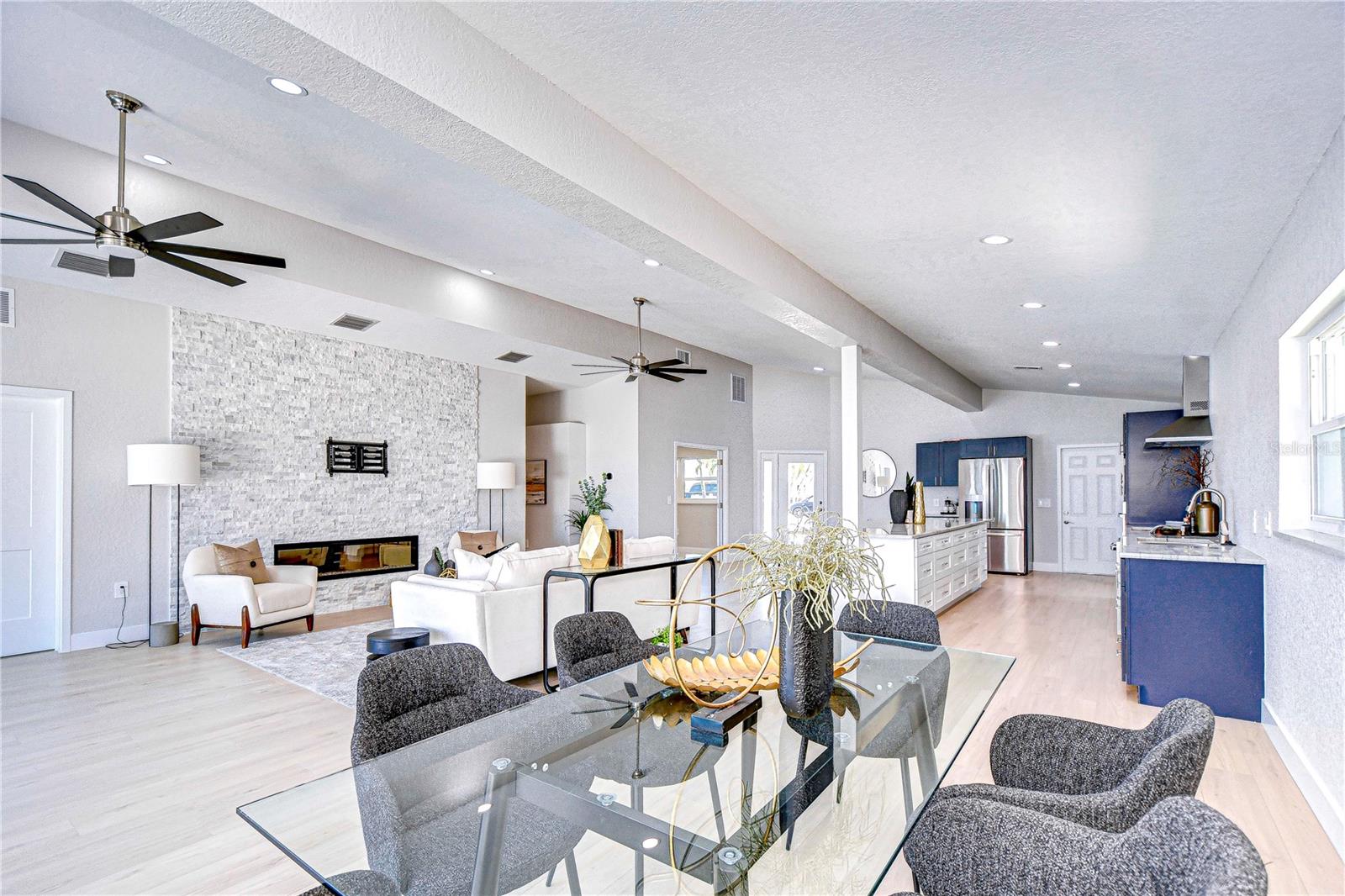 568 CRYSTAL DR, MADEIRA BEACH, FL, 33708