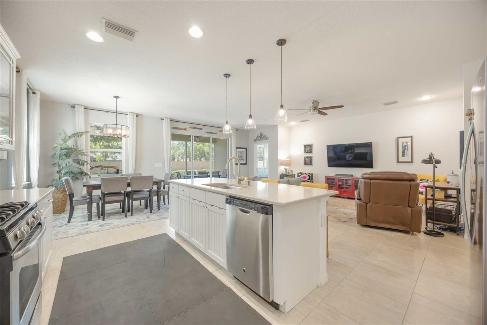 2239 ELLAROSE CIR, SARASOTA, FL, 34232